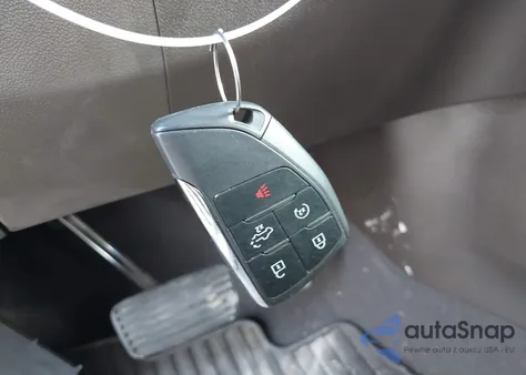 2022 Chevrolet Silverado 1500 4Wd Standard Bed Ltz from USA, damaged, VIN 1GCUDGED1NZ515568